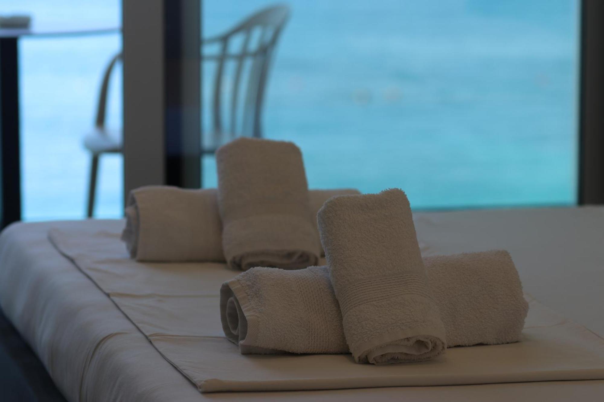 Emily'S Hotel Himare Exterior foto
